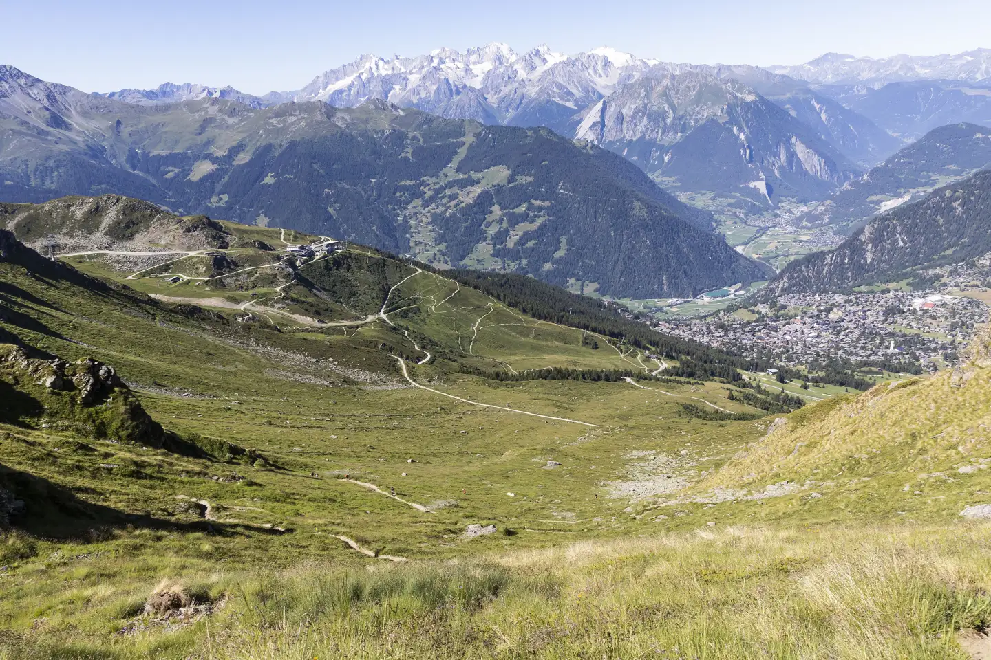 Verbier et Les Ruinettes en été
